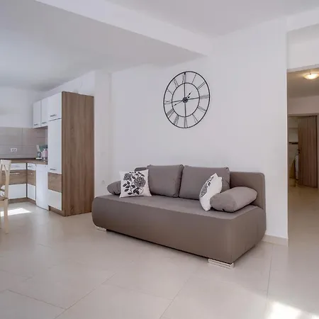 דירה Beautiful Apartment In Cunski *