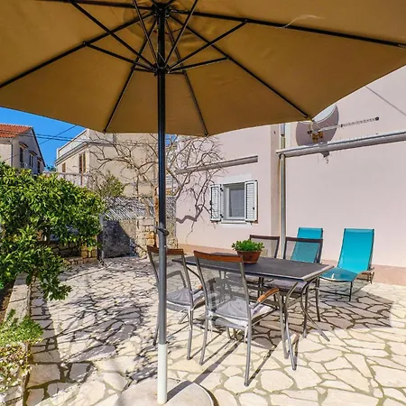Pet Friendly In With Wifi Apartment *