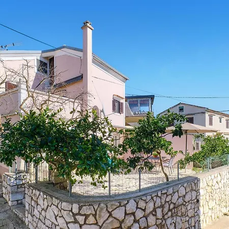 דירה Beautiful Apartment In Cunski *